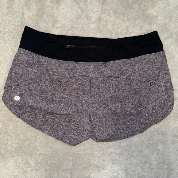 Lululemon Speed Up Low-Rise Lined Short 2.5" - Picture 2 of 7